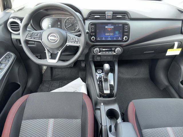 New 2025 Nissan Versa SR w/ Trunk Package FWD image 11