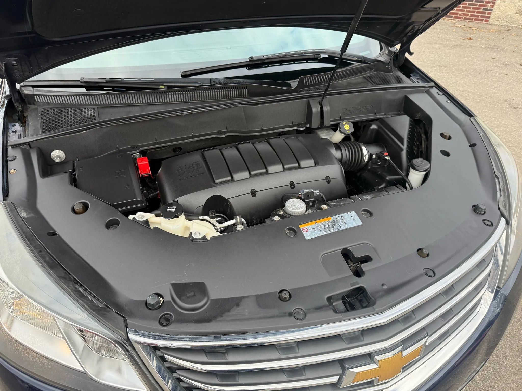 Used 2017 Chevrolet Traverse LT w/ Style and Technology Package image 34