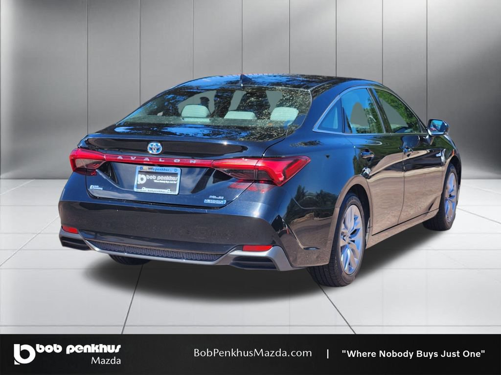 Used 2021 Toyota Avalon XLE w/ Carpet Mat Package (TMS) FWD image 25
