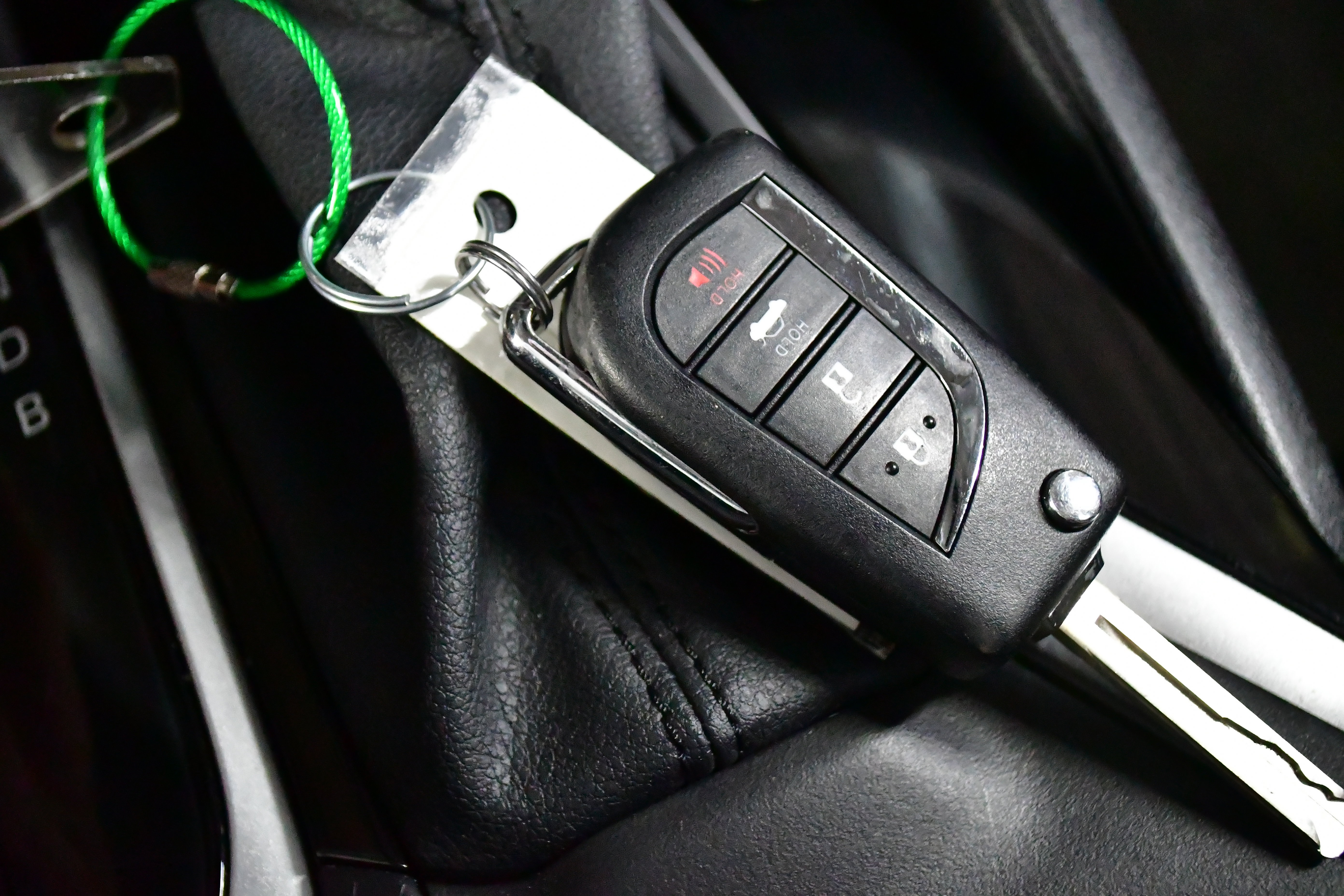 Used 2025 Toyota Corolla LE image 31