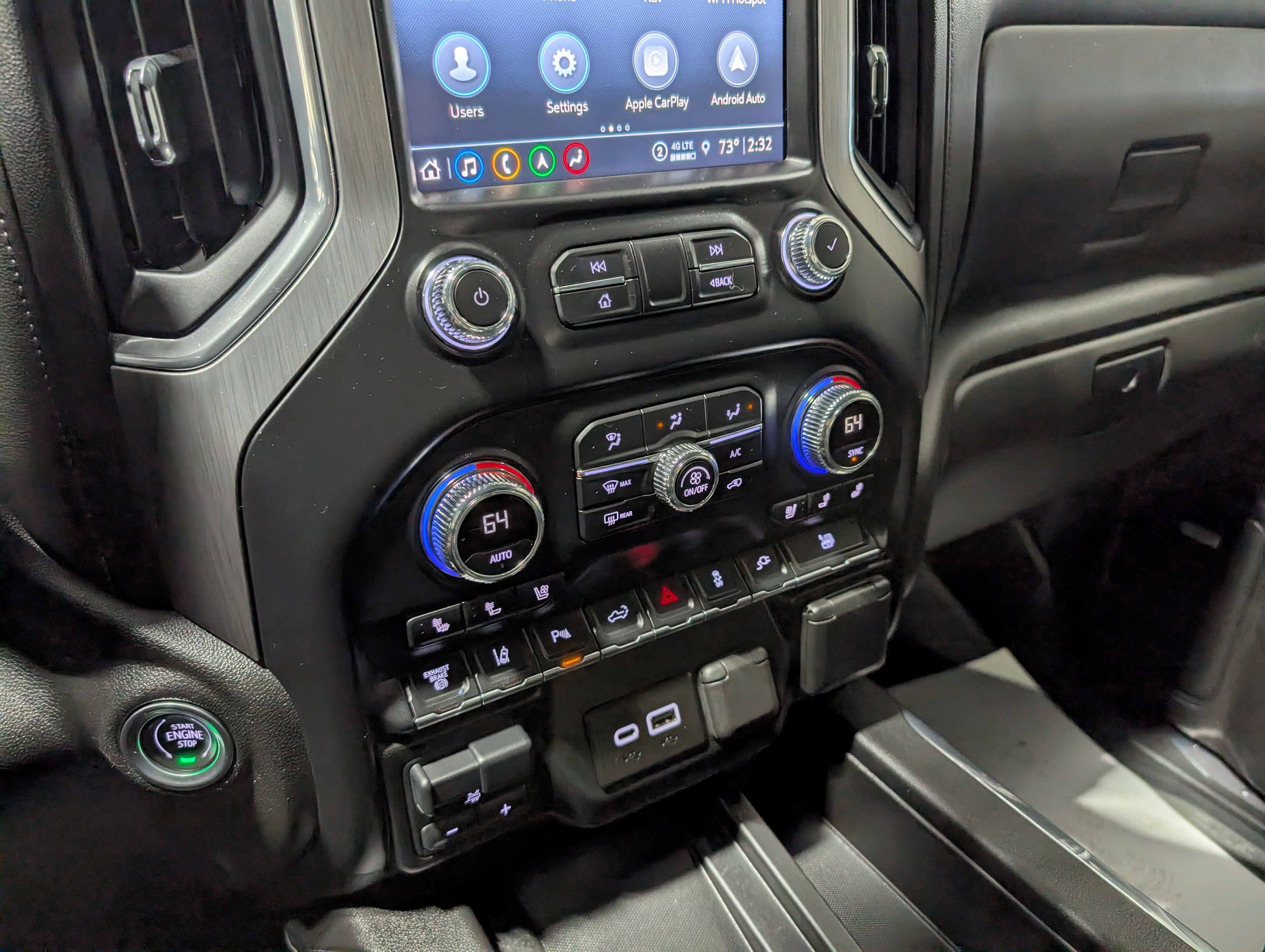 Used 2022 GMC Sierra 3500 Denali w/ Denali Ultimate Package AWD/4WD image 26