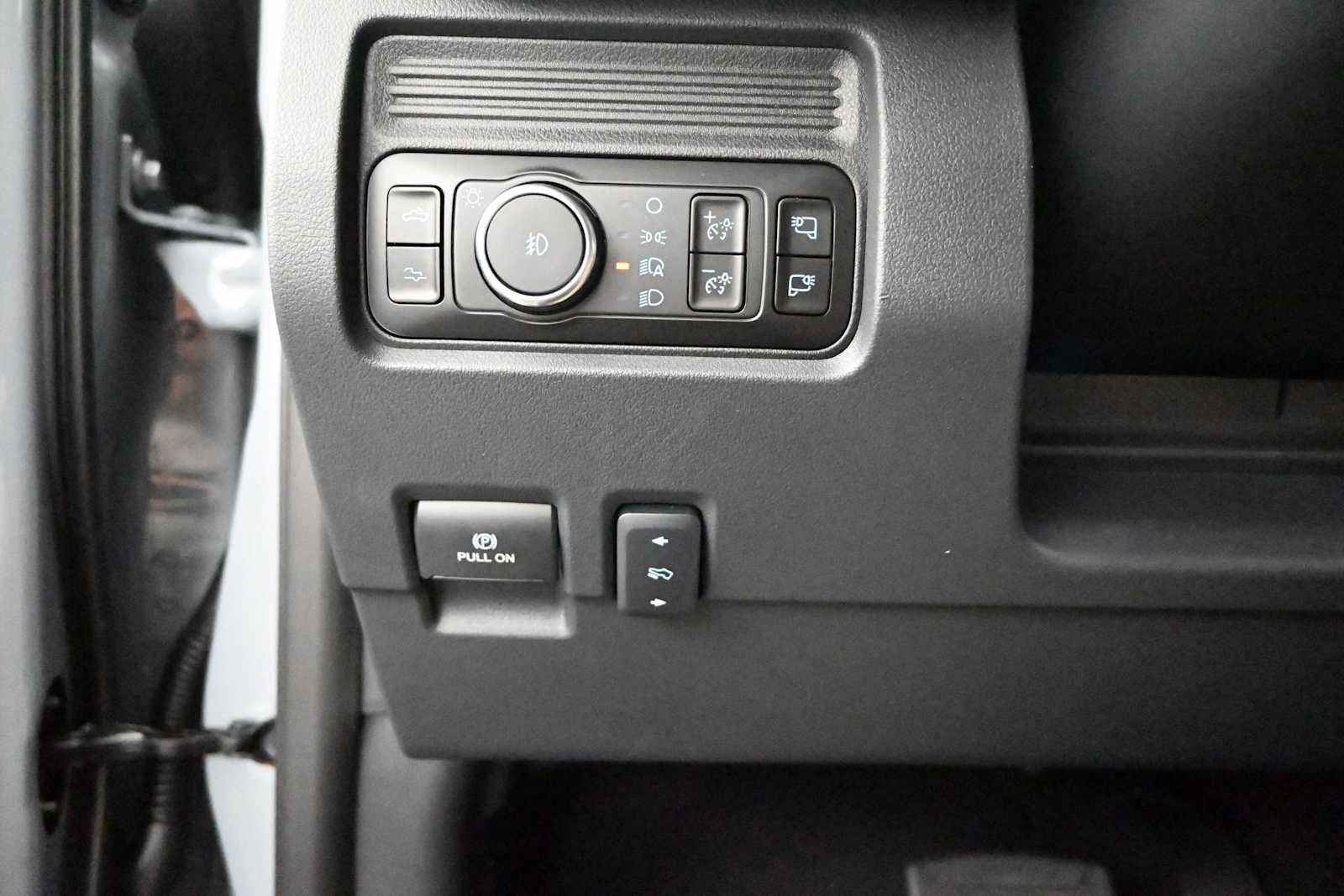 New 2026 Ford F350 Platinum AWD/4WD image 32