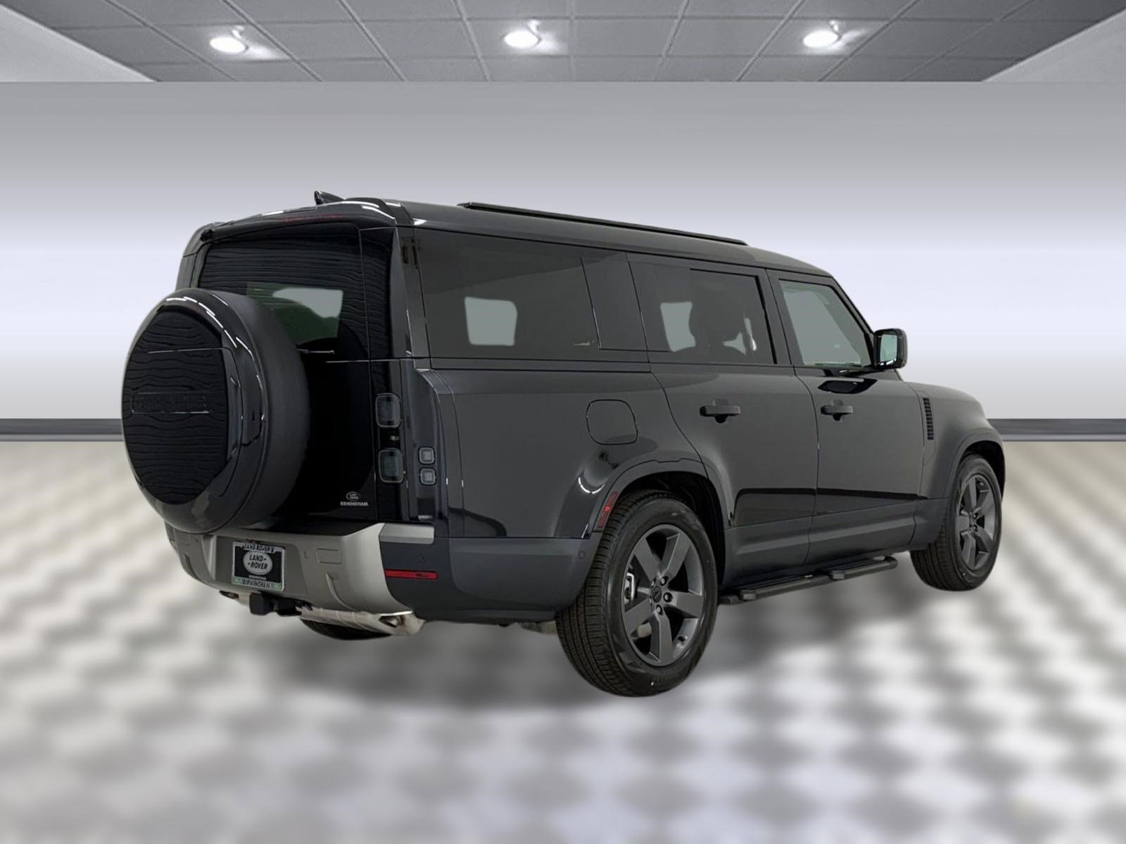 New 2026 Land Rover Defender 130 S AWD/4WD image 9