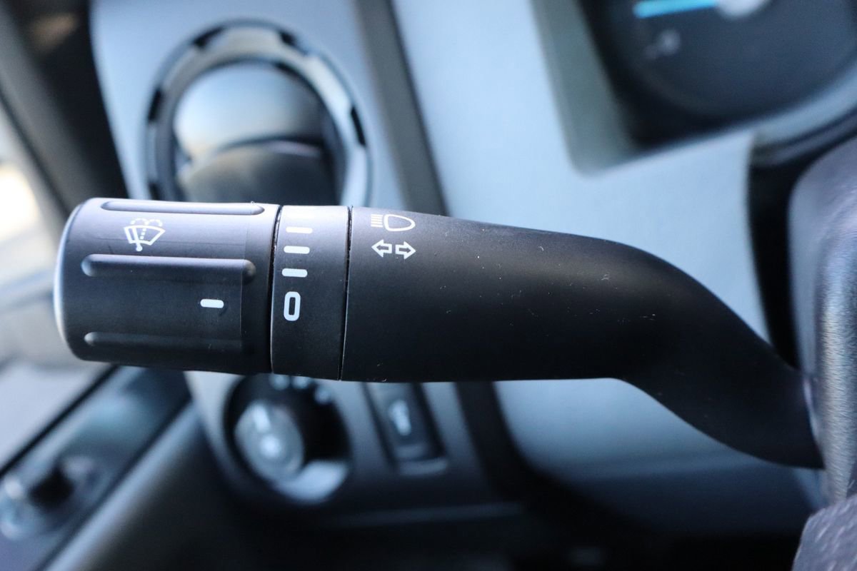 Used 2012 Ford F550 4x4 Crew Cab Super Duty w/ Payload Upgrade Pkg image 36