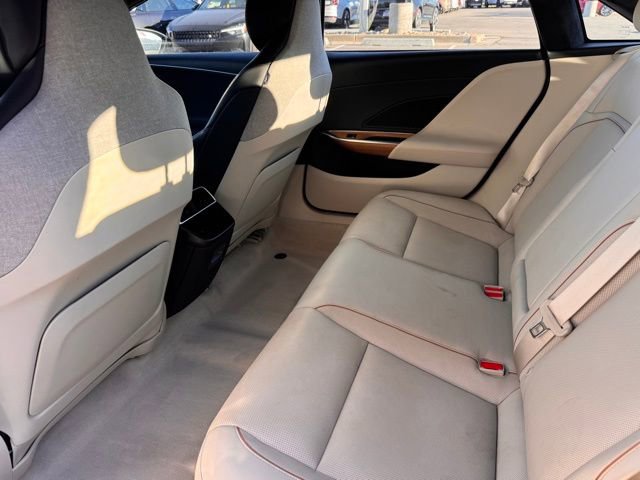 Used 2023 Lucid Air Touring image 19