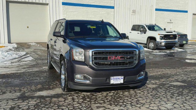 Used 2015 GMC Yukon XL SLE w/ Convenience Package image 3