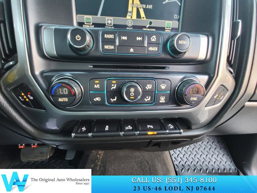 Used 2015 Chevrolet Silverado 2500 LTZ w/ LTZ Plus Package image 19