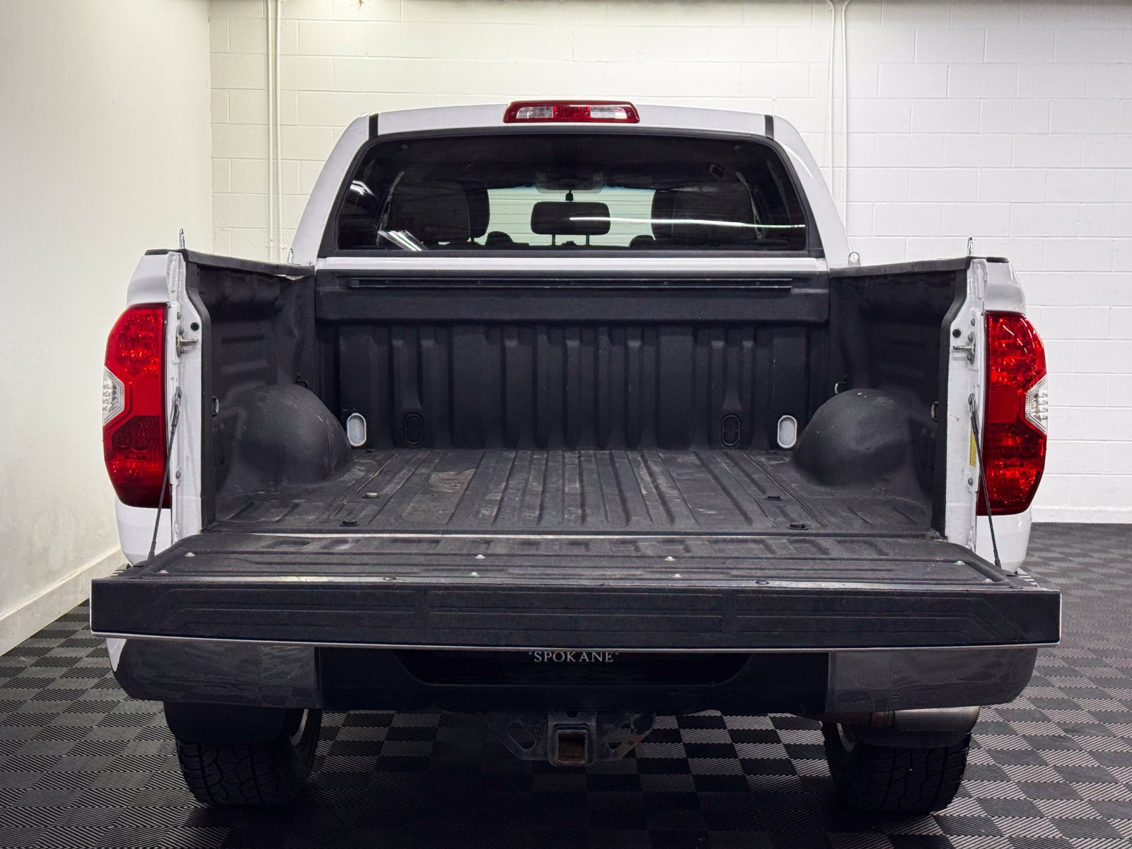 Used 2017 Toyota Tundra Limited AWD/4WD image 33
