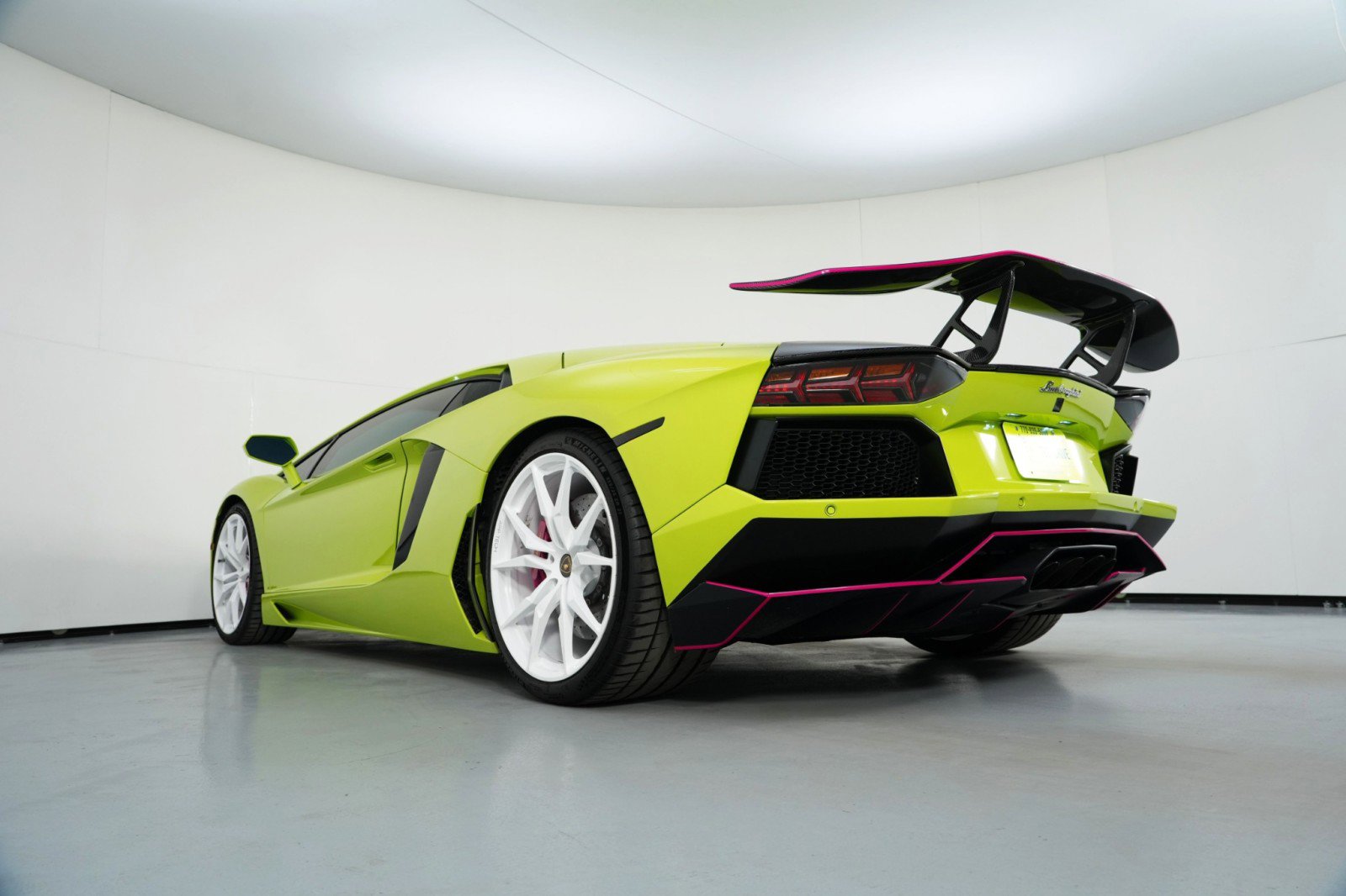 Used 2015 Lamborghini Aventador LP 700-4 image 79