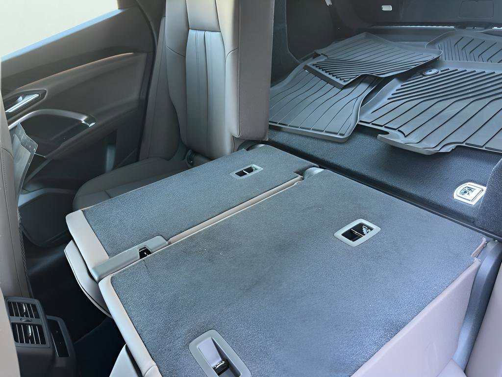 Used 2025 Audi Q5 Premium w/ Convenience Package image 17