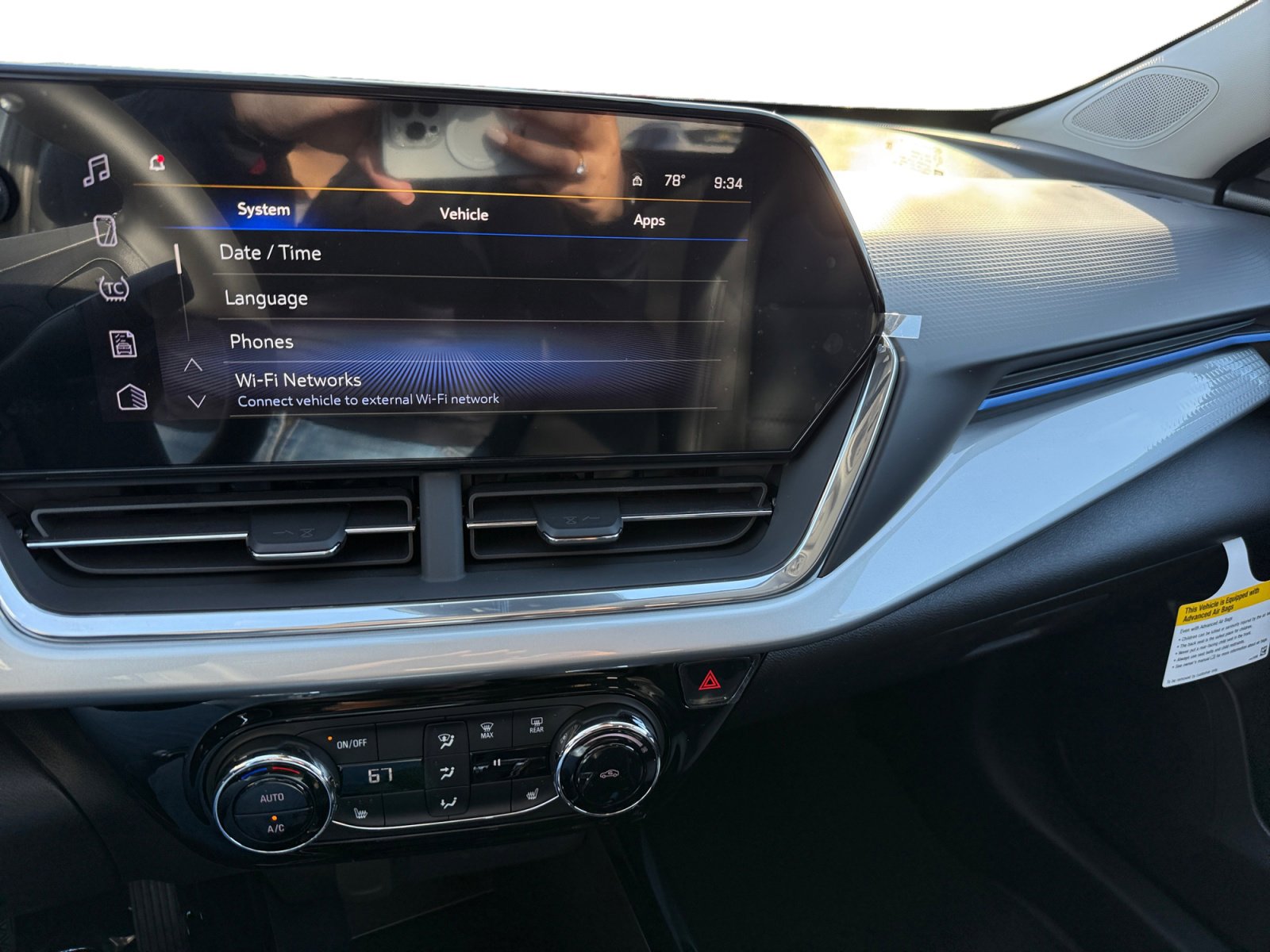 New 2026 Chevrolet Trax LT w/ Midnight Edition image 12