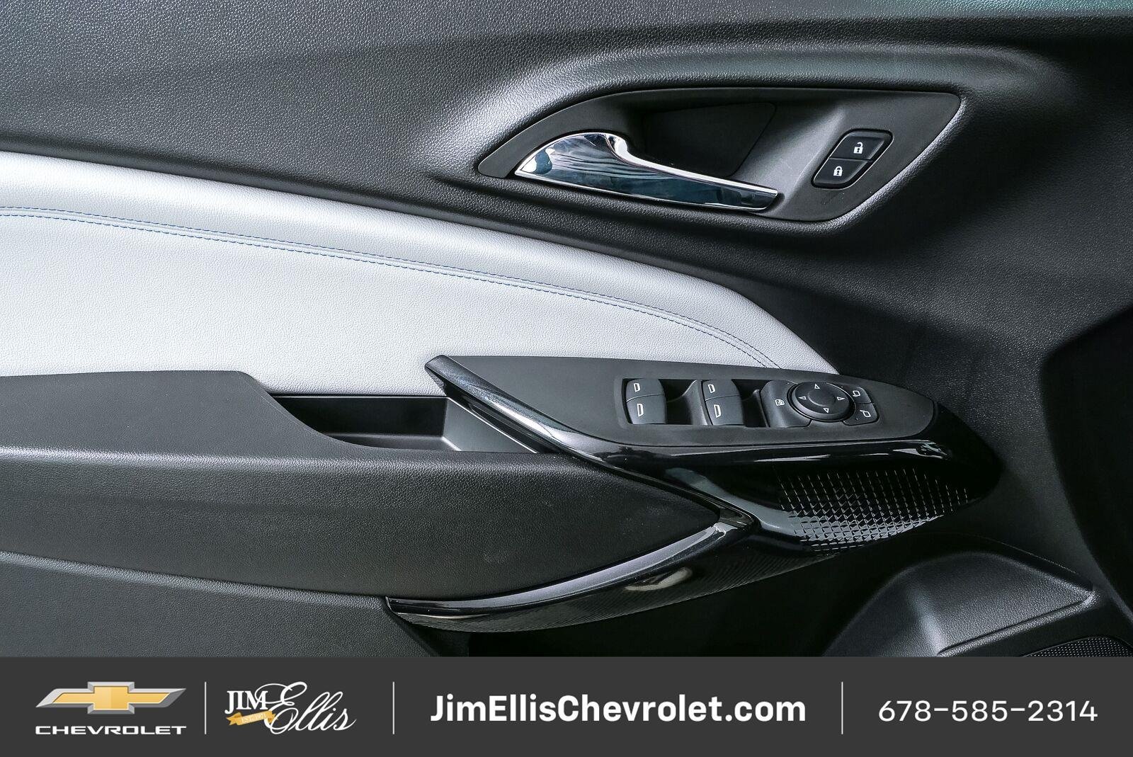 New 2026 Chevrolet Trax LT w/ Sunroof Package FWD image 6