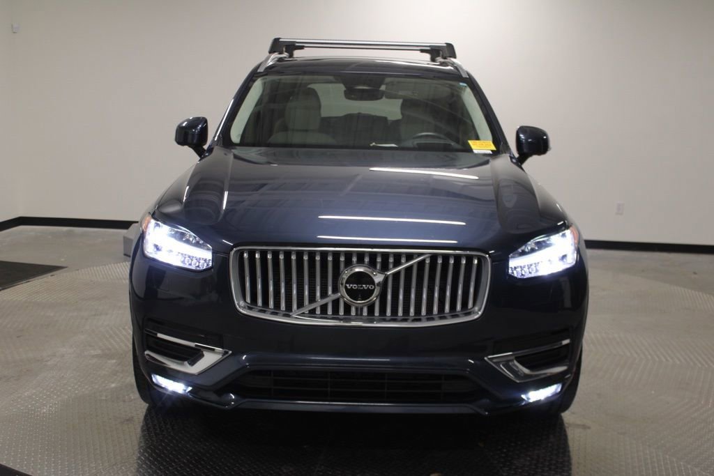 Used 2024 Volvo XC90 B6 Ultimate w/ Lounge Package image 8