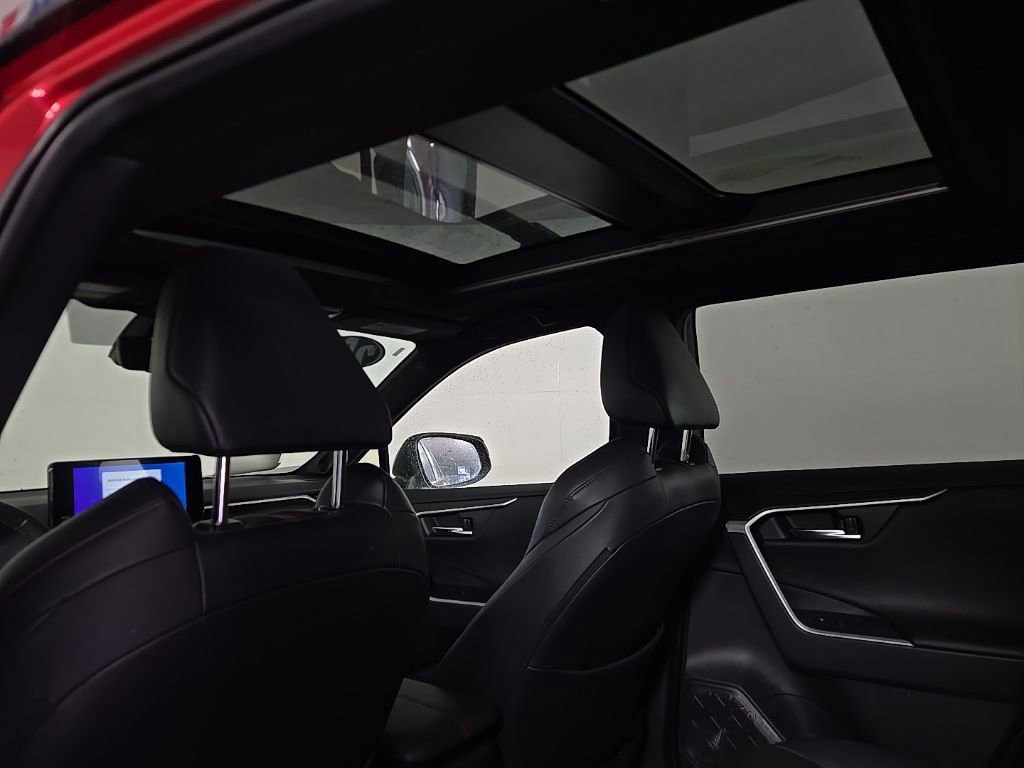 Used 2024 Toyota RAV4 XSE w/ Premium Package image 15