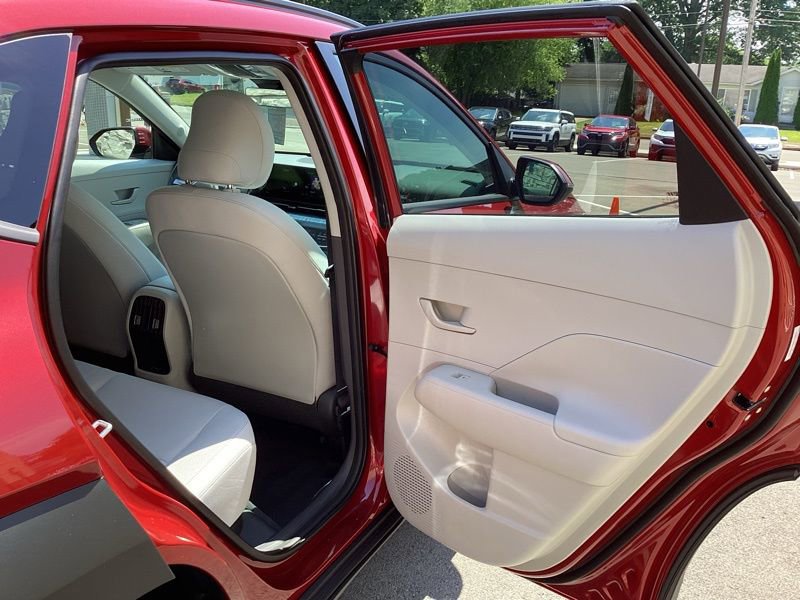 New 2025 Hyundai Kona SEL image 13