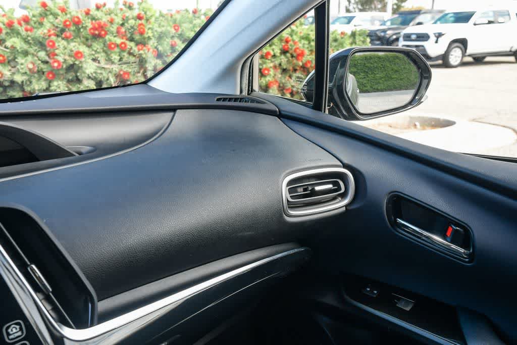 Used 2020 Toyota Prius Prime XLE FWD image 21