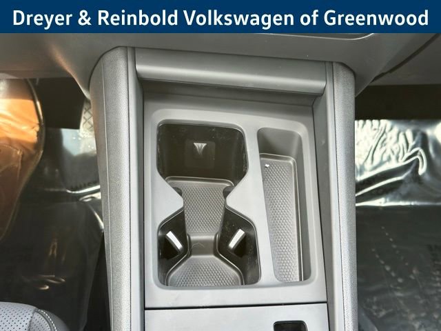 New 2026 Volkswagen Tiguan SE image 18