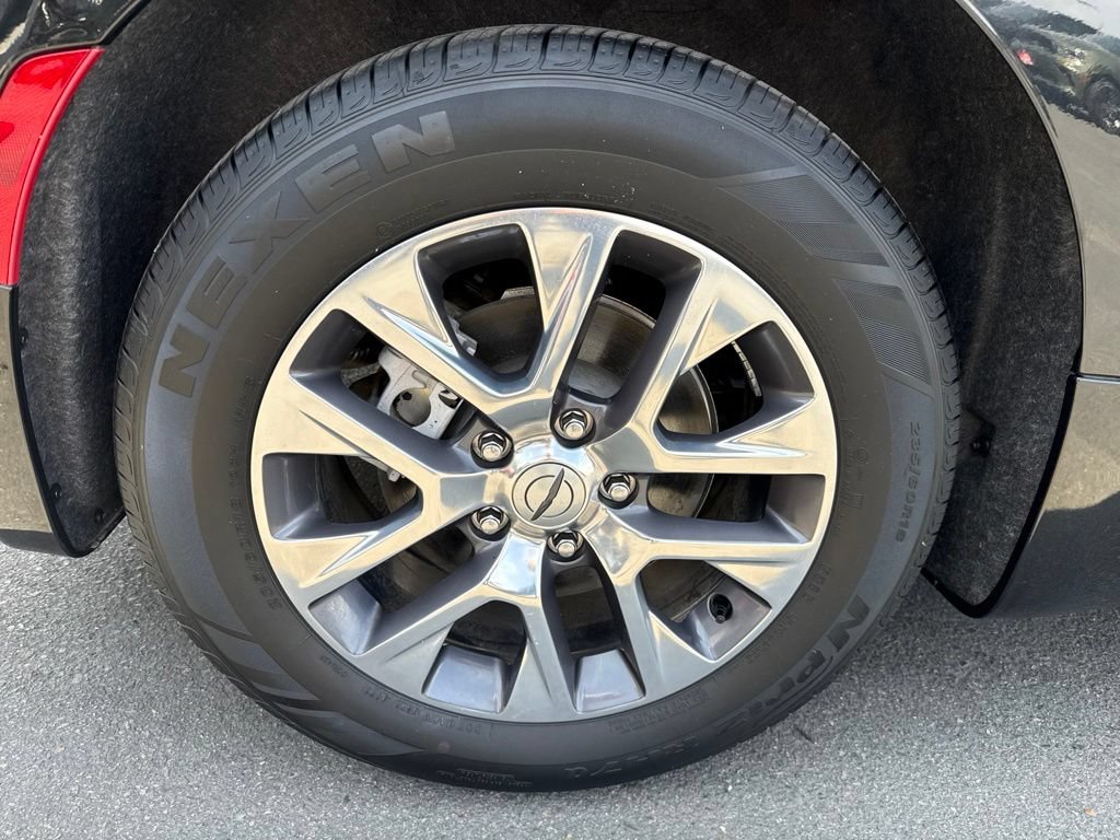 Certified 2023 Chrysler Pacifica Pinnacle FWD image 10