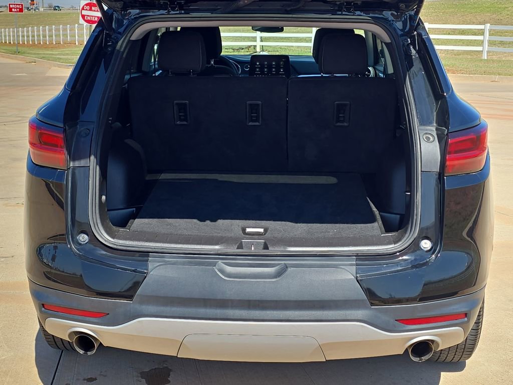Used 2025 Chevrolet Blazer LT image 12