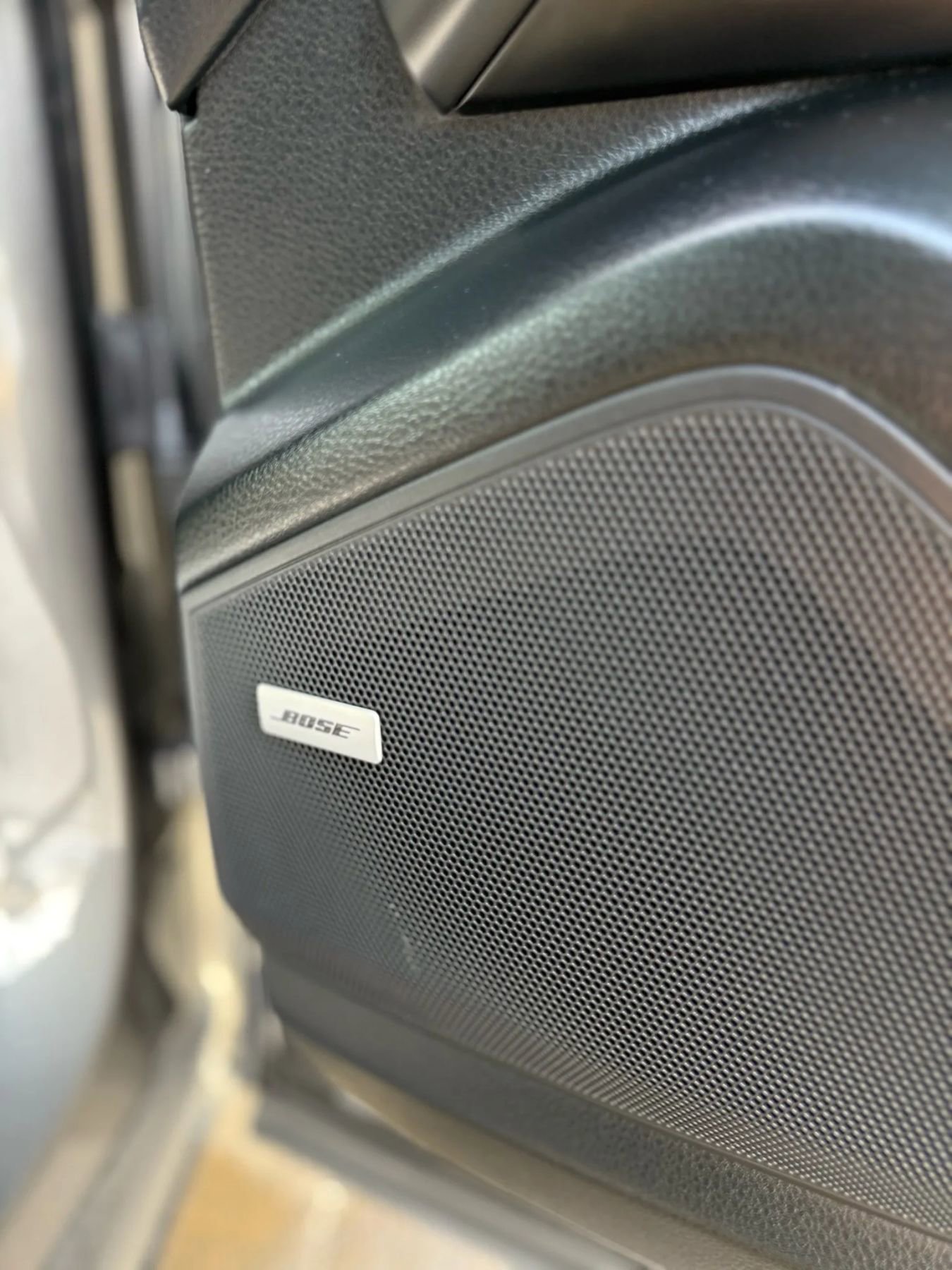 Used 2021 Porsche Cayenne Sport Utility 4D image 22