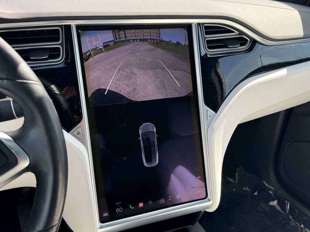 Used 2017 Tesla Model X 75D AWD/4WD image 22