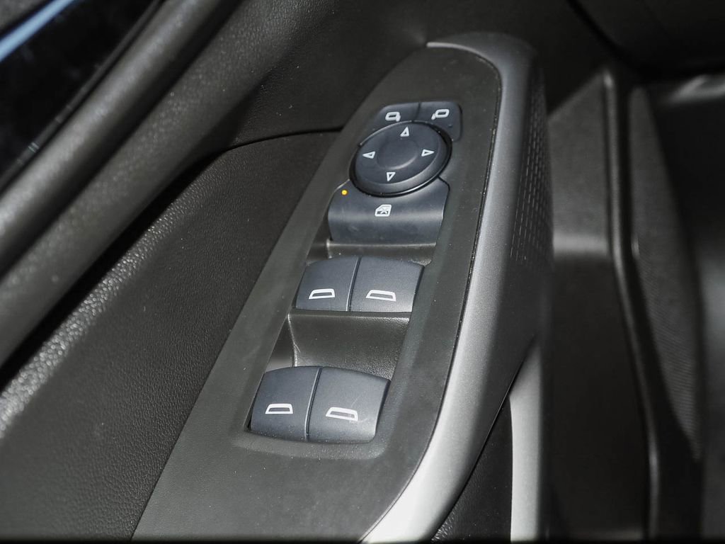 Certified 2024 Chevrolet Trax LS w/ LS Convenience Package image 24
