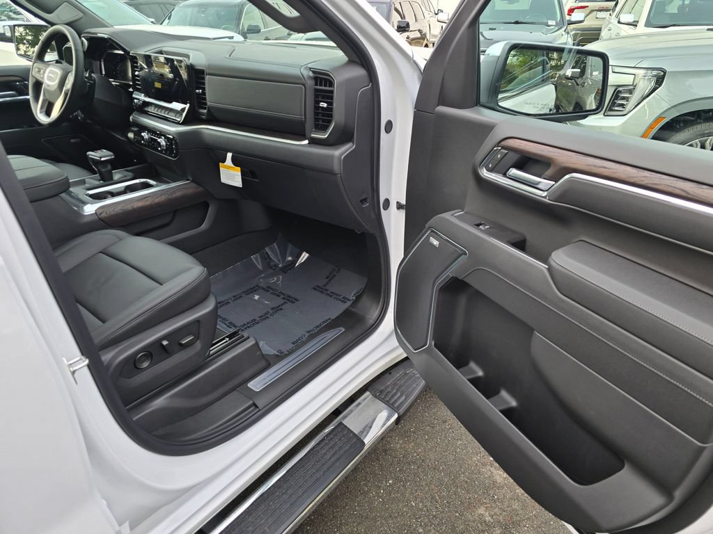 Used 2026 GMC Sierra 1500 SLT w/ SLT Premium Plus Package AWD/4WD image 43