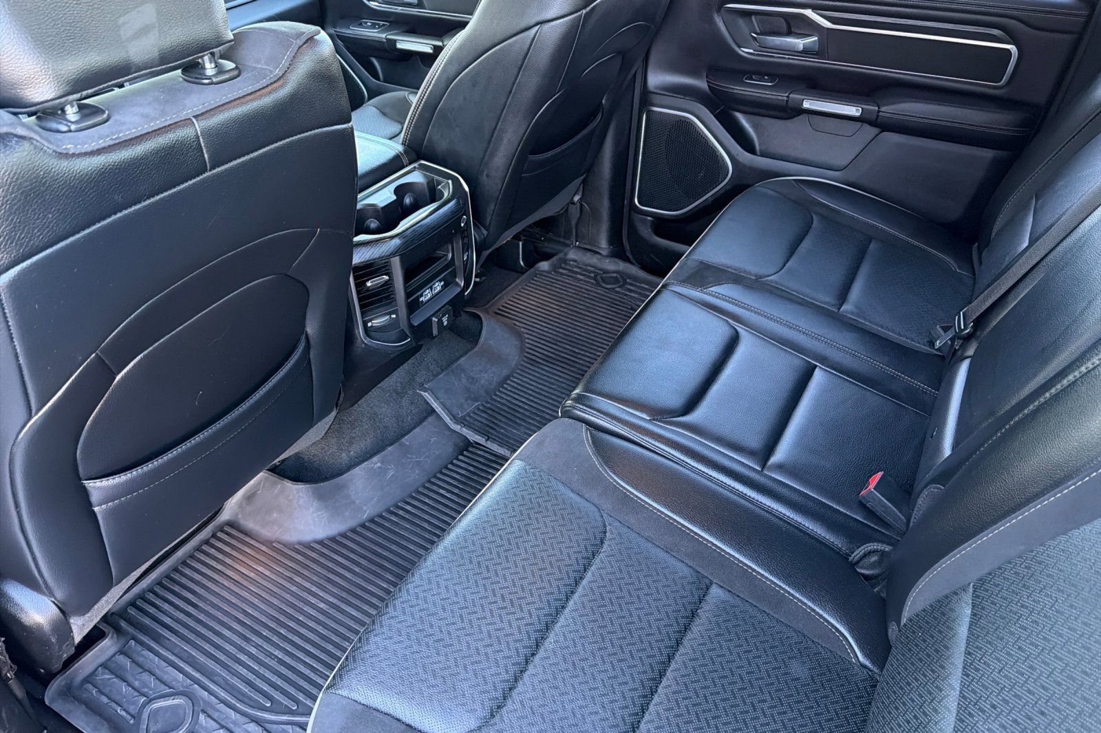 Used 2023 RAM 1500 Laramie image 11