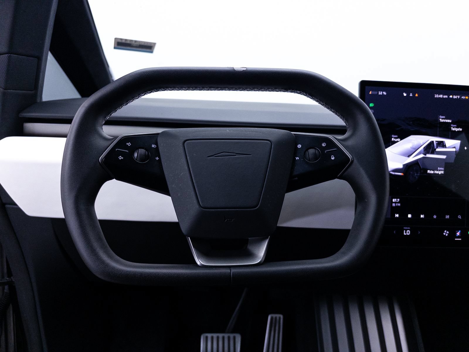 Used 2024 Tesla Cybertruck AWD Crew Cab image 30
