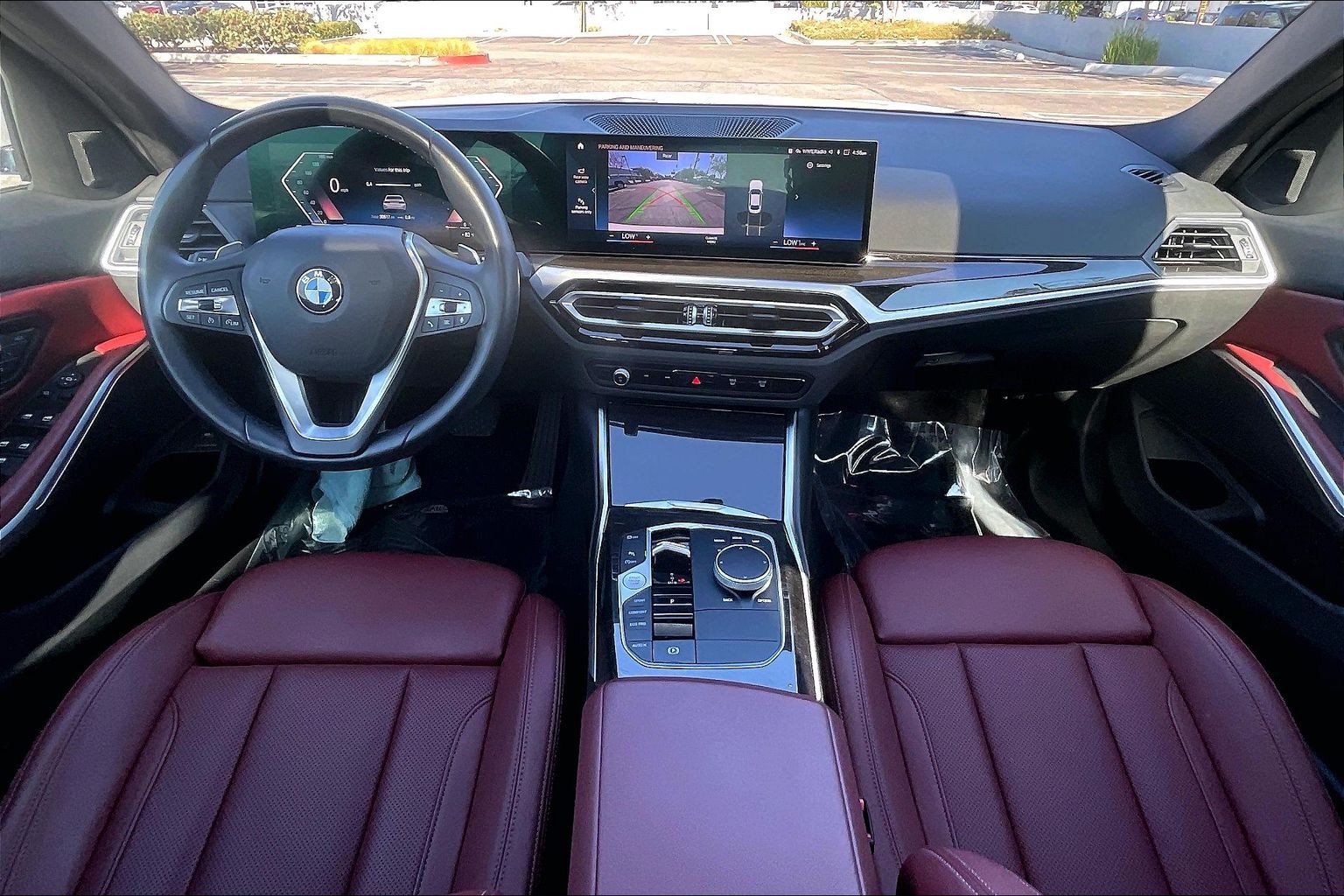 Used 2023 BMW 330i Sedan w/ Convenience Package RWD image 15