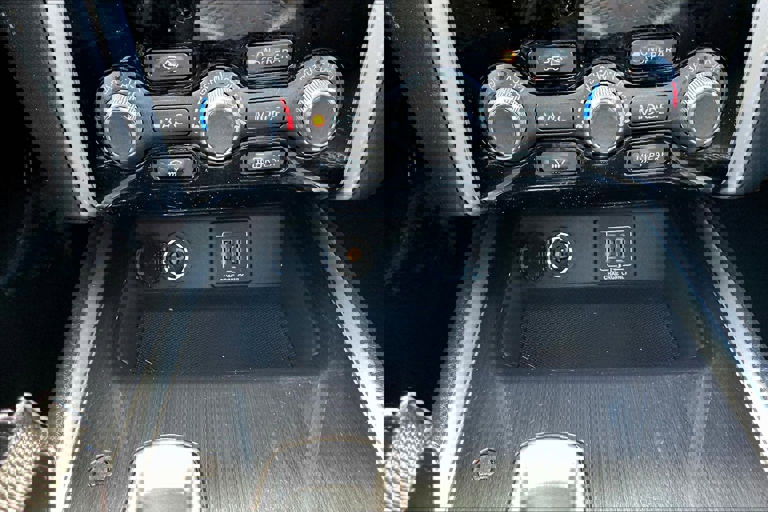 Used 2018 Nissan Pathfinder S image 25