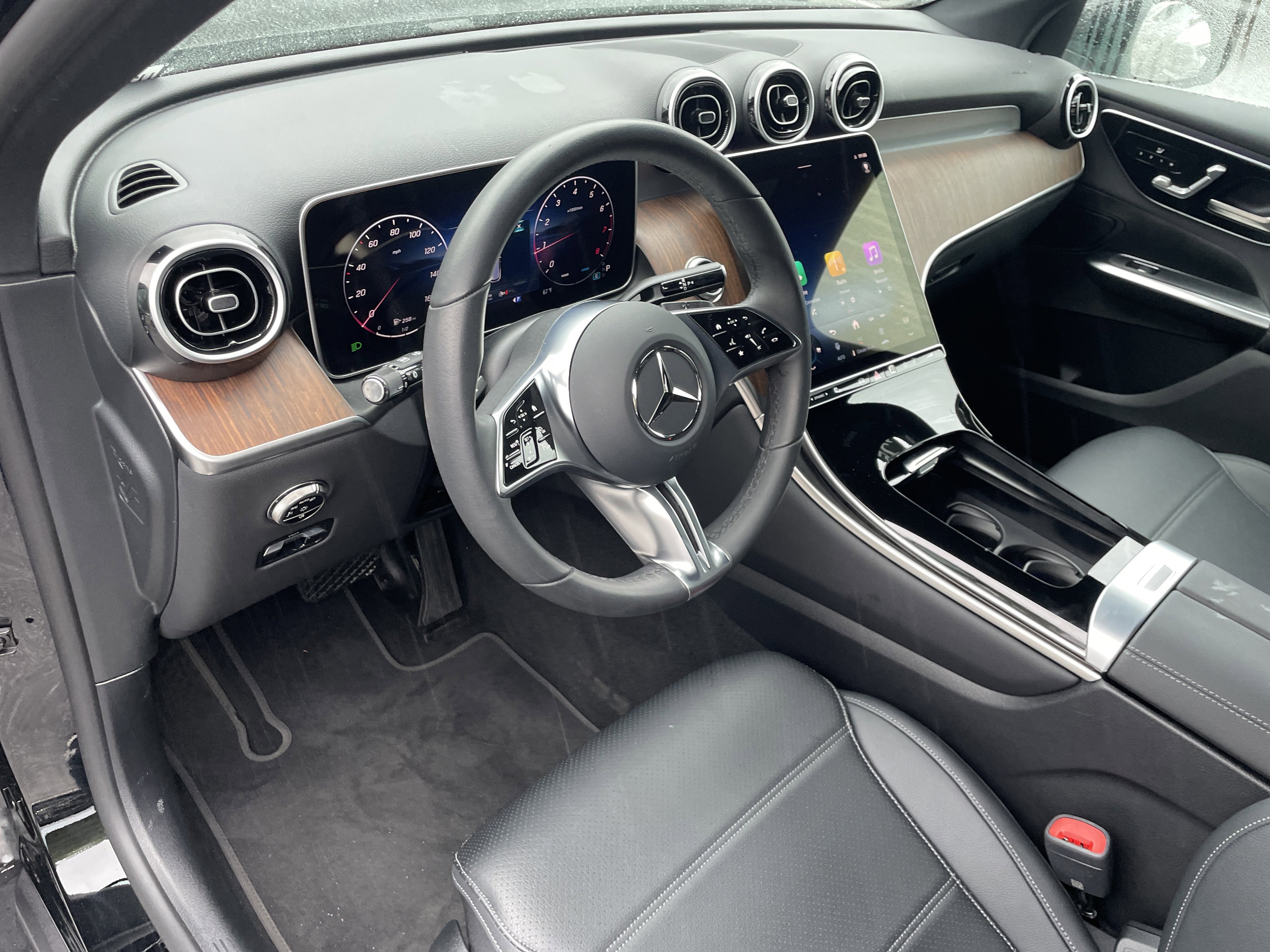 Certified 2025 Mercedes-Benz GLC 300 4MATIC image 20