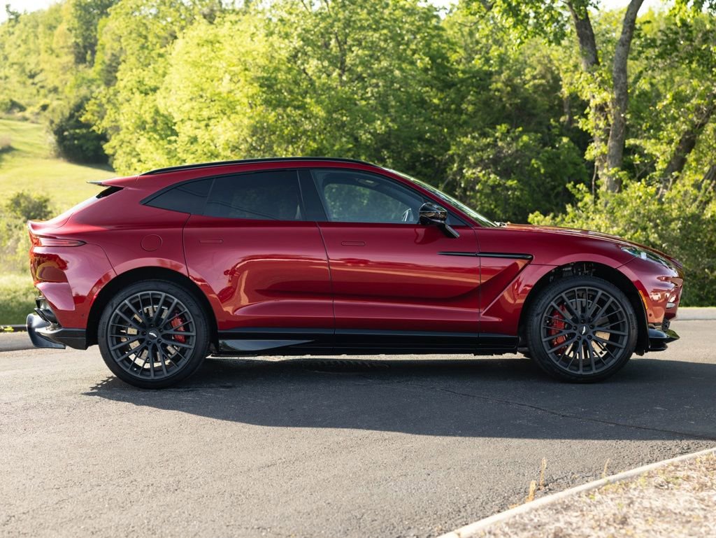 Used 2024 Aston Martin DBX 707 image 8