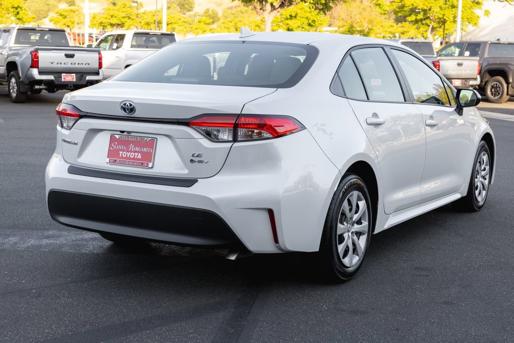Certified 2025 Toyota Corolla LE w/ Convenience Package image 5