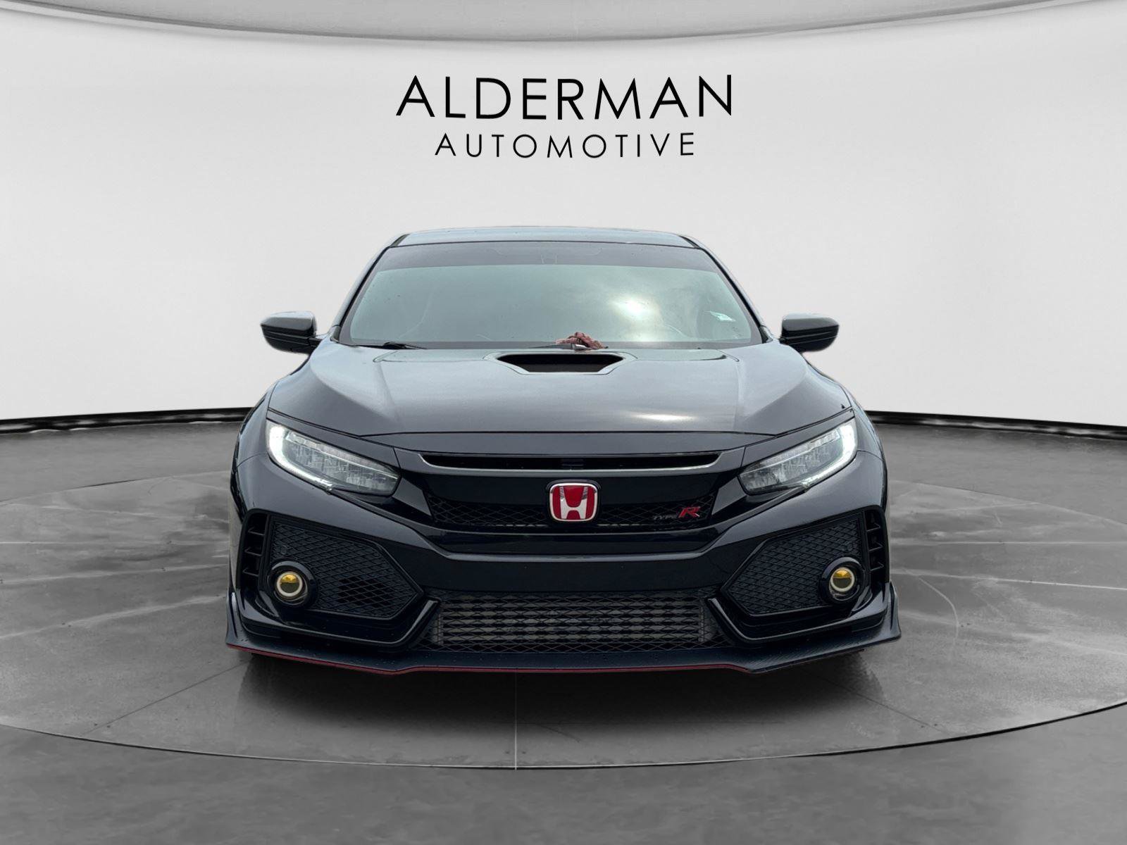Used 2017 Honda Civic Type R image 9