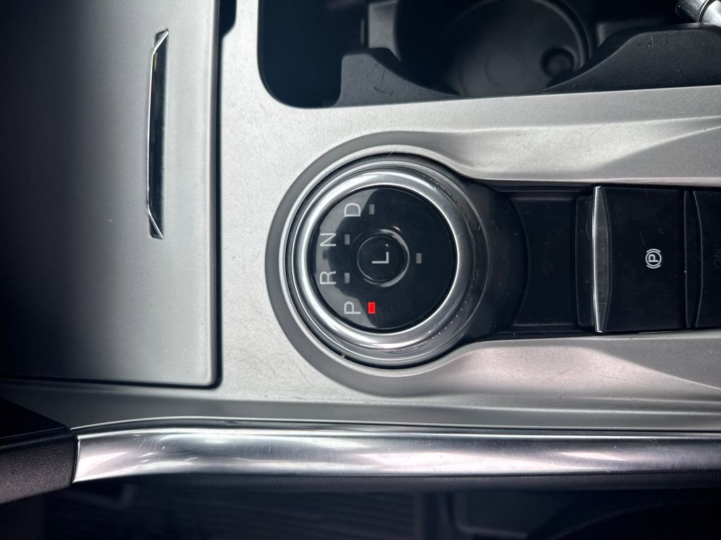 Used 2023 Ford Explorer Limited w/ Limited Technology Package image 26