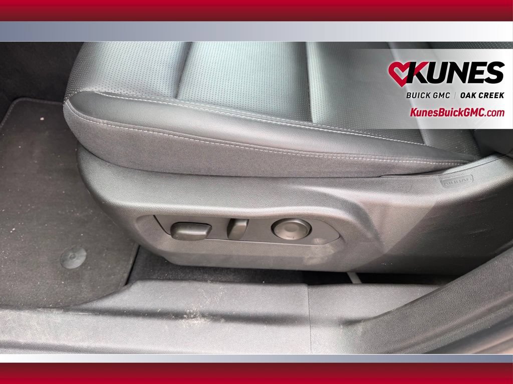 Used 2024 Buick Envision Preferred AWD/4WD image 14