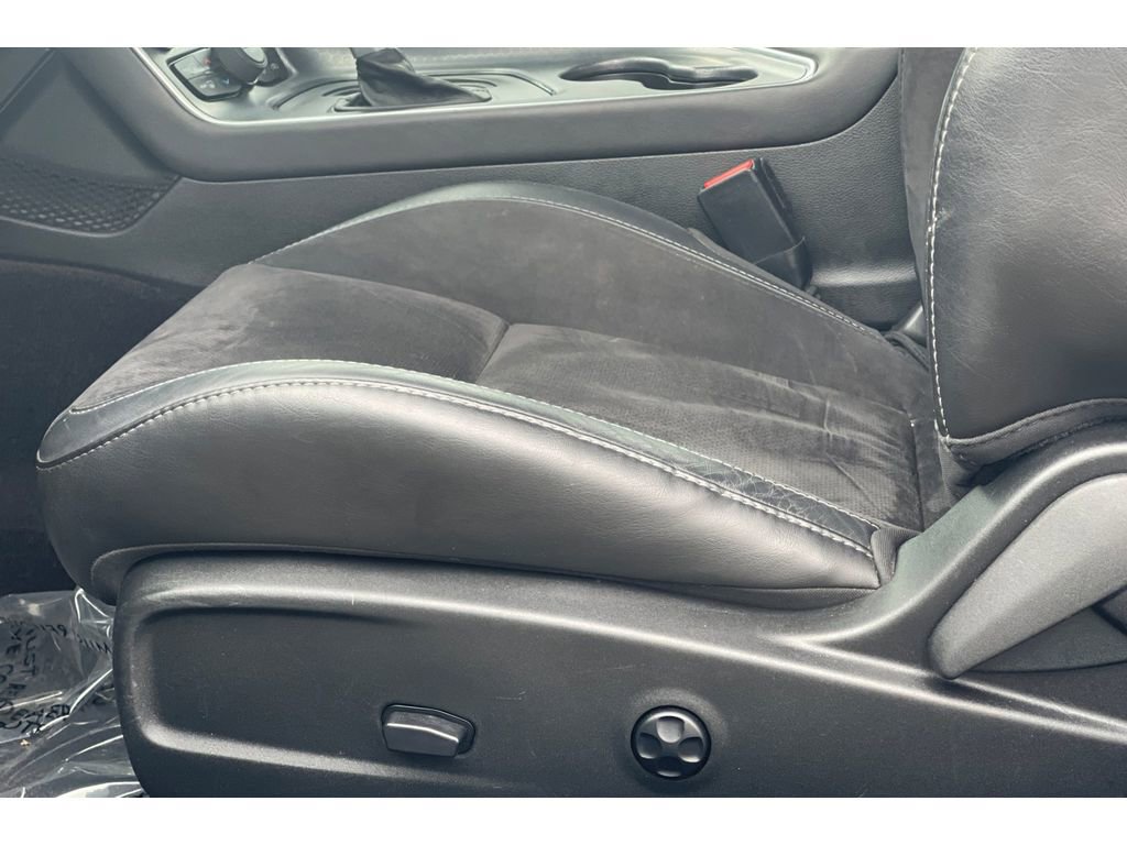 Used 2018 Dodge Challenger GT w/ GT Interior Package image 13