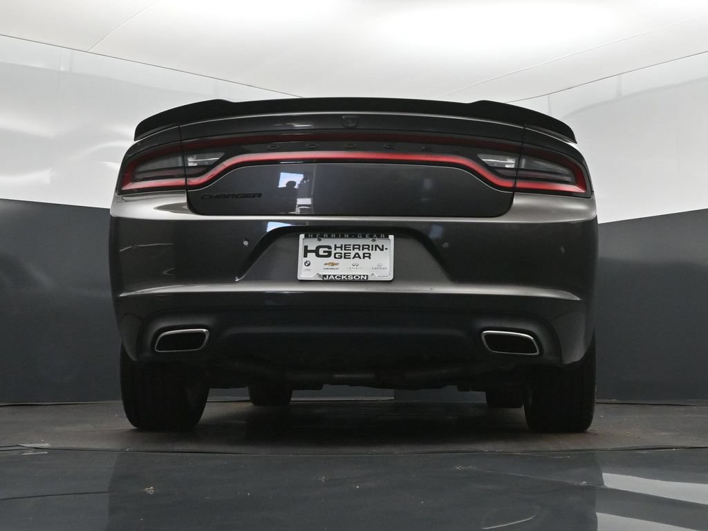 Used 2020 Dodge Charger SXT w/ Blacktop Package RWD image 41