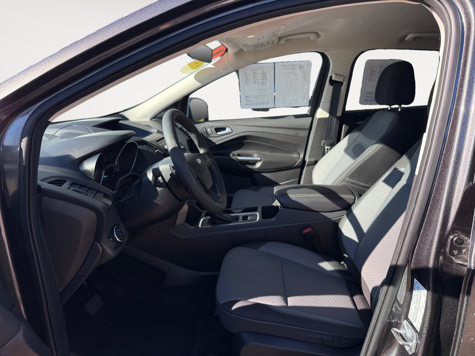 Used 2017 Ford Escape SE FWD image 10