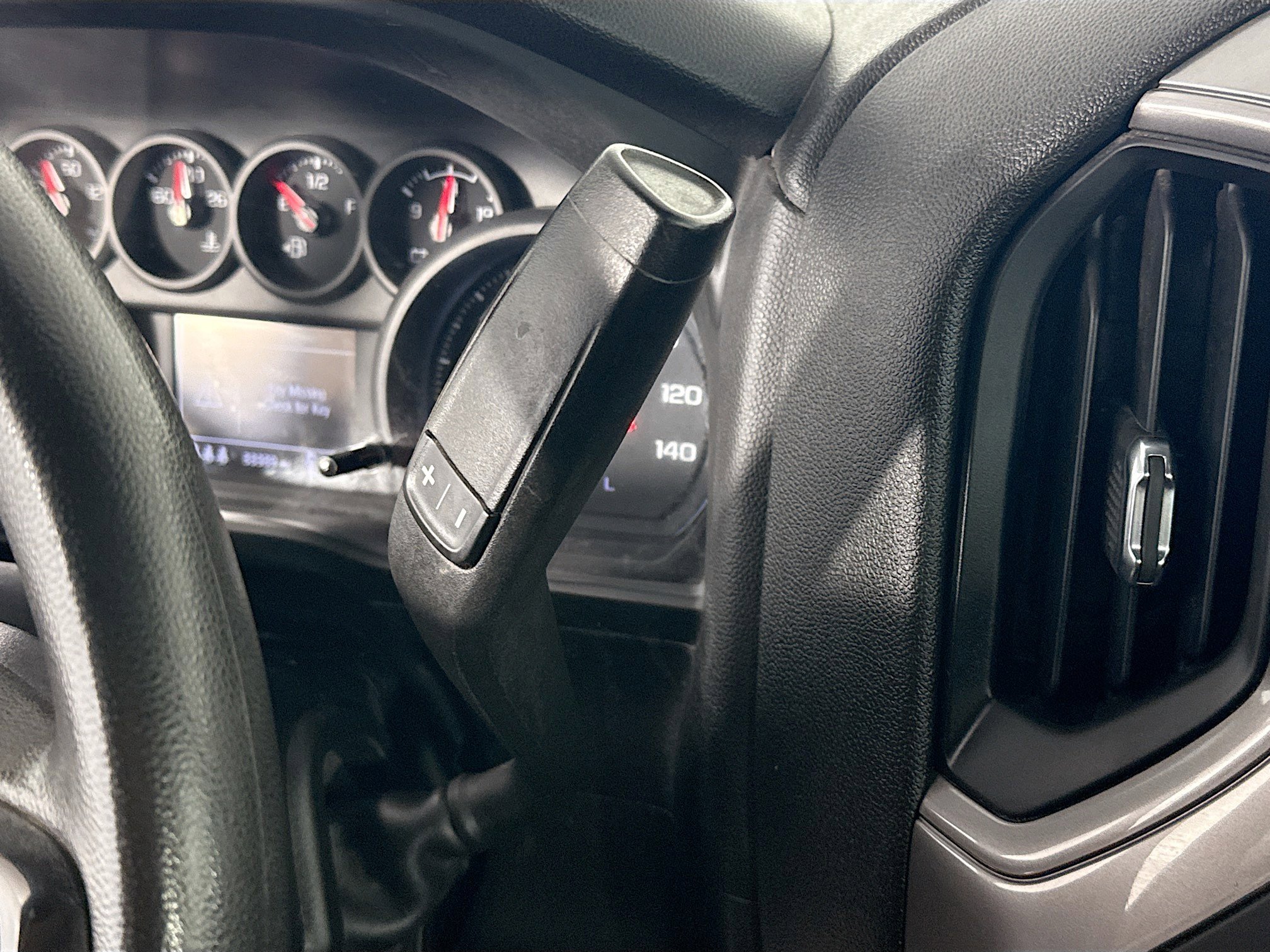 Used 2024 Chevrolet Silverado 2500 Custom w/ Custom Value Package image 19