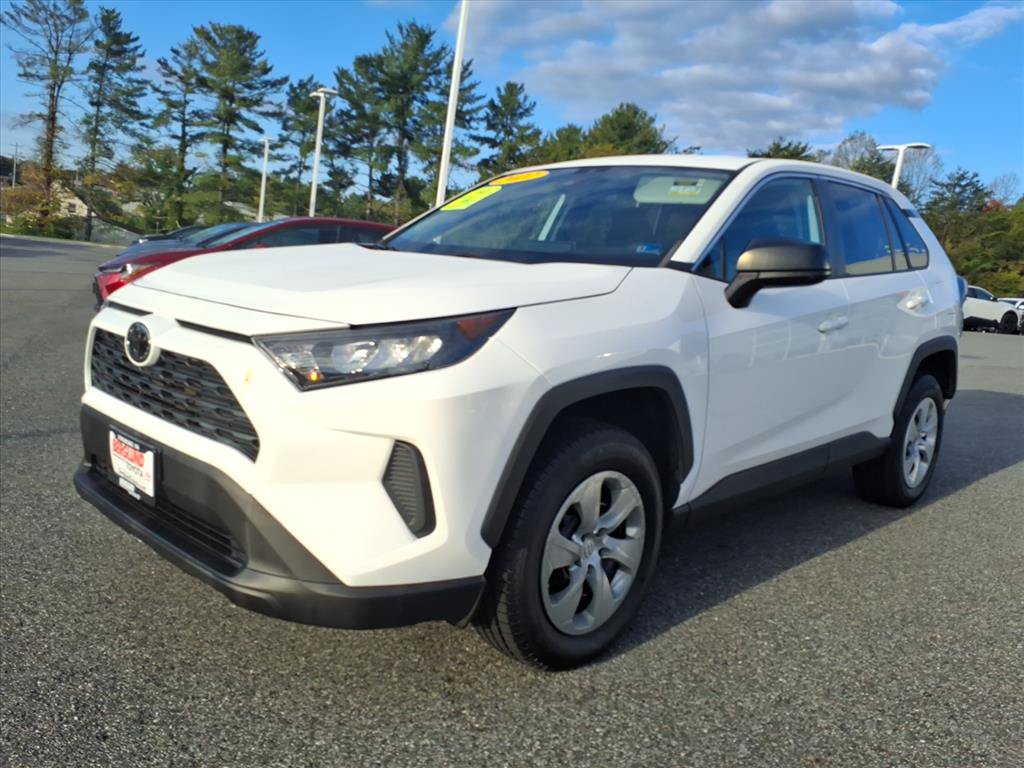 Used 2022 Toyota RAV4 LE AWD/4WD image 14