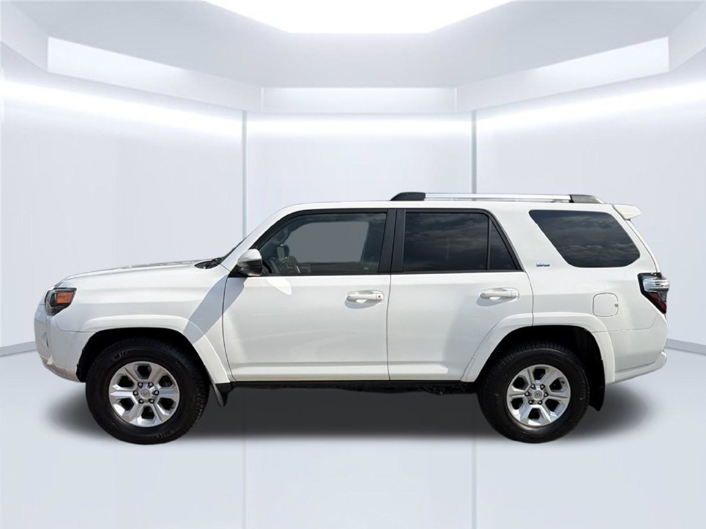 Used 2019 Toyota 4Runner SR5 RWD image 3