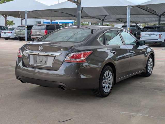 Used 2015 Nissan Altima 2.5 S w/ Power Driver Seat Package FWD image 5