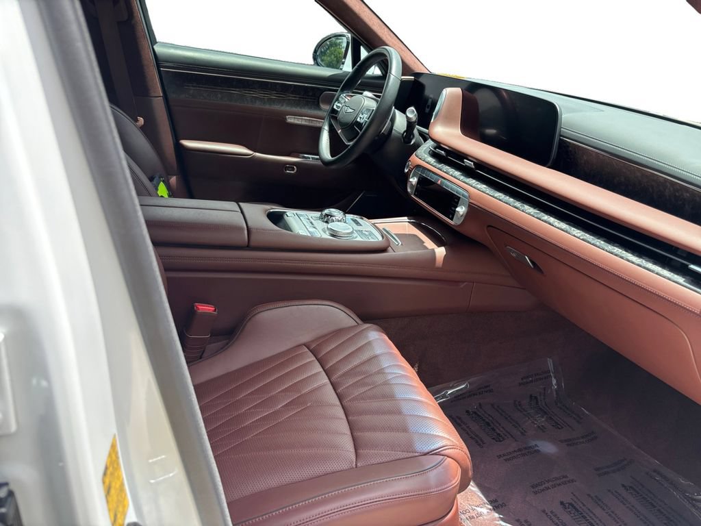 Used 2024 Genesis G90 3.5T AWD/4WD image 16