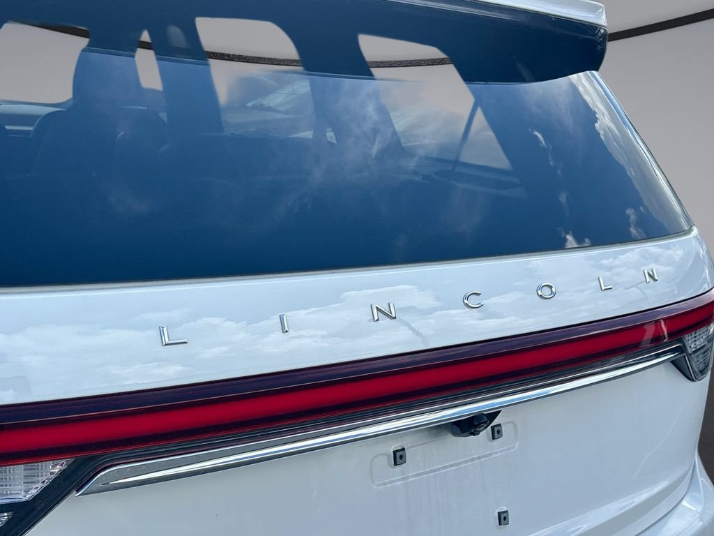 Used 2020 Lincoln Aviator Reserve w/ Equipment Group 201A RWD image 19