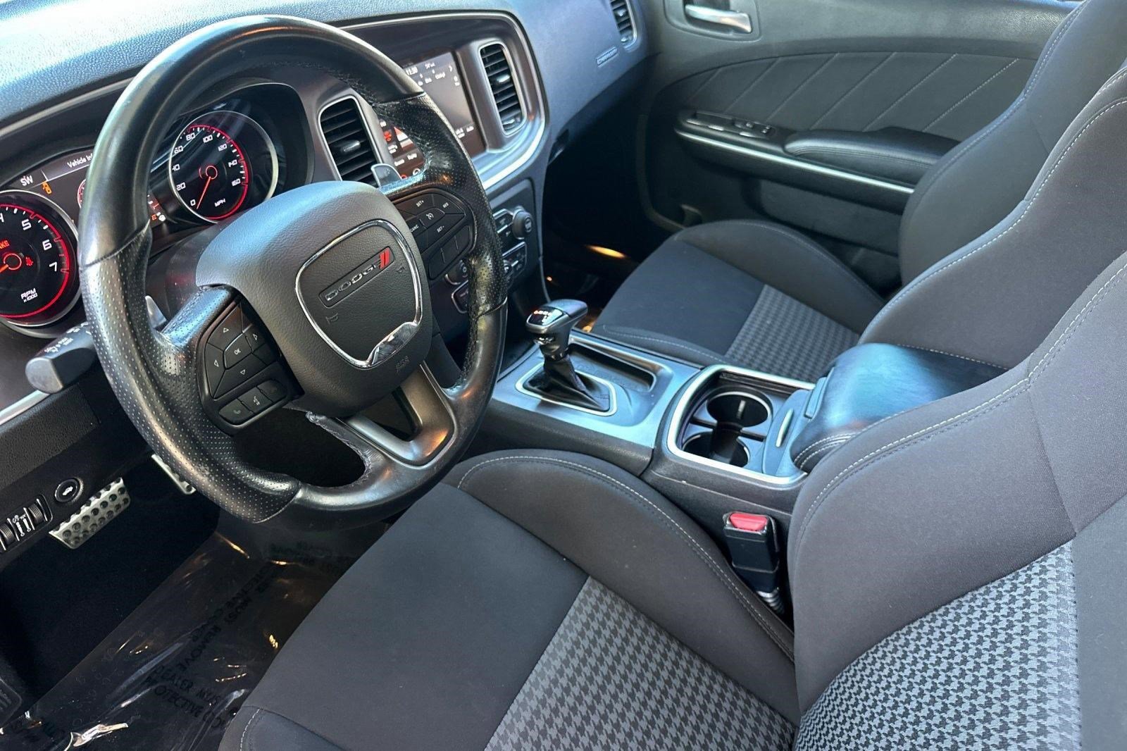 Used 2021 Dodge Charger R/T image 4