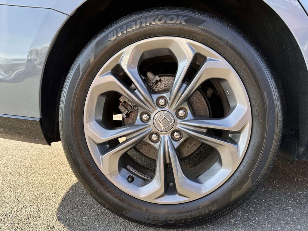 Used 2023 Honda Accord EX-L image 6