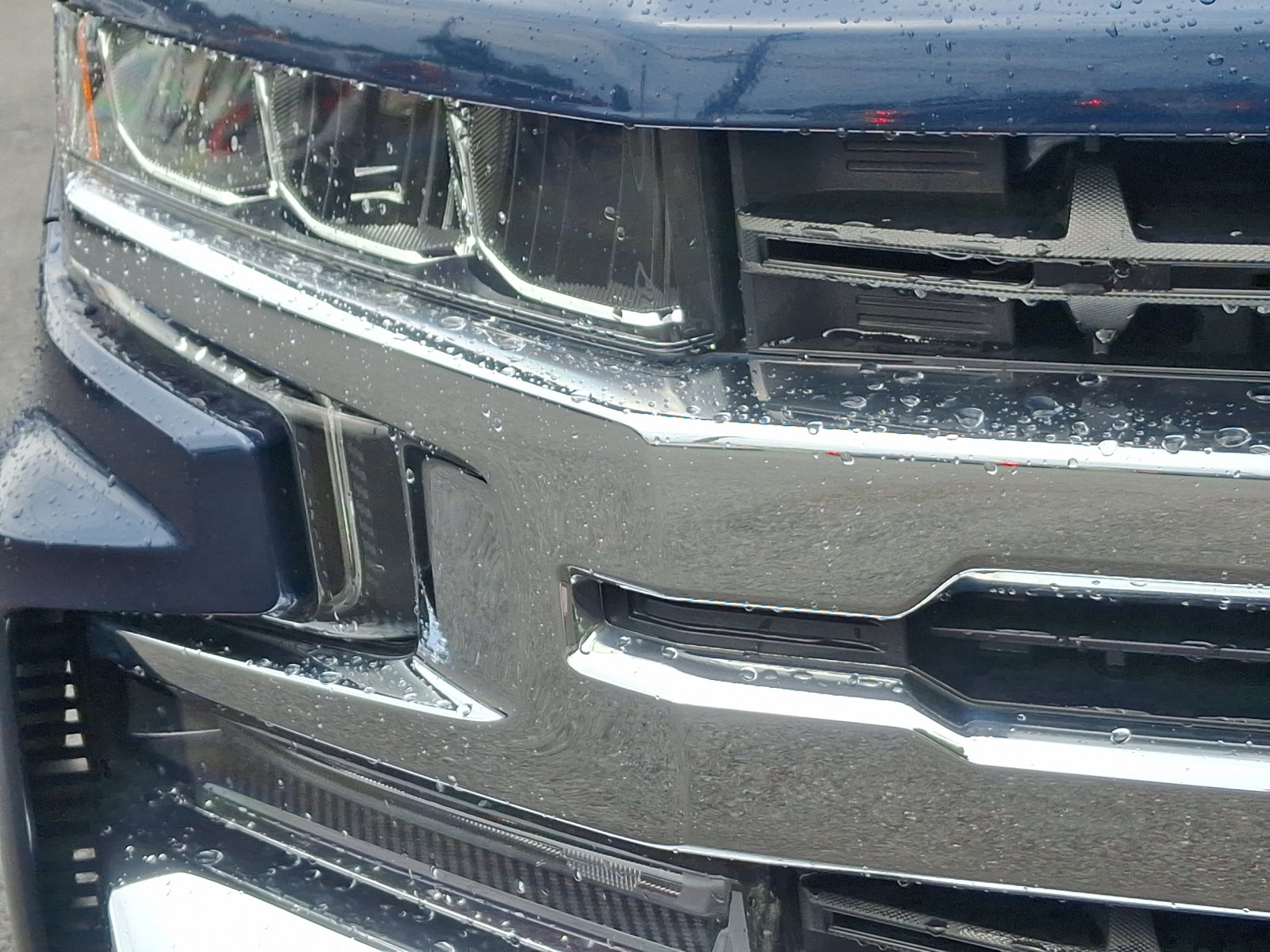 Used 2020 Chevrolet Silverado 1500 LT w/ Convenience Package image 9