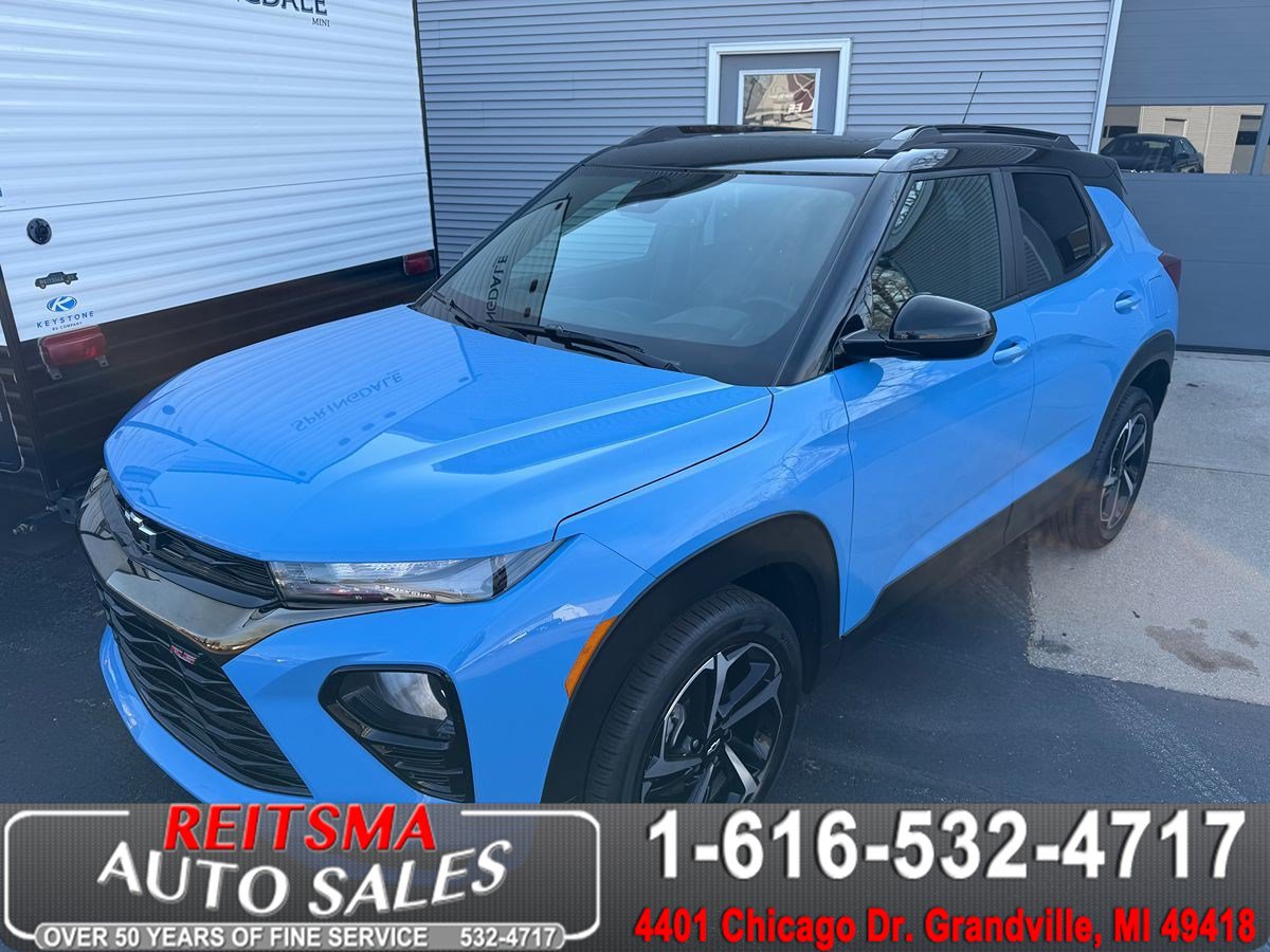 Used 2023 Chevrolet TrailBlazer RS w/ Sun and Liftgate Package
